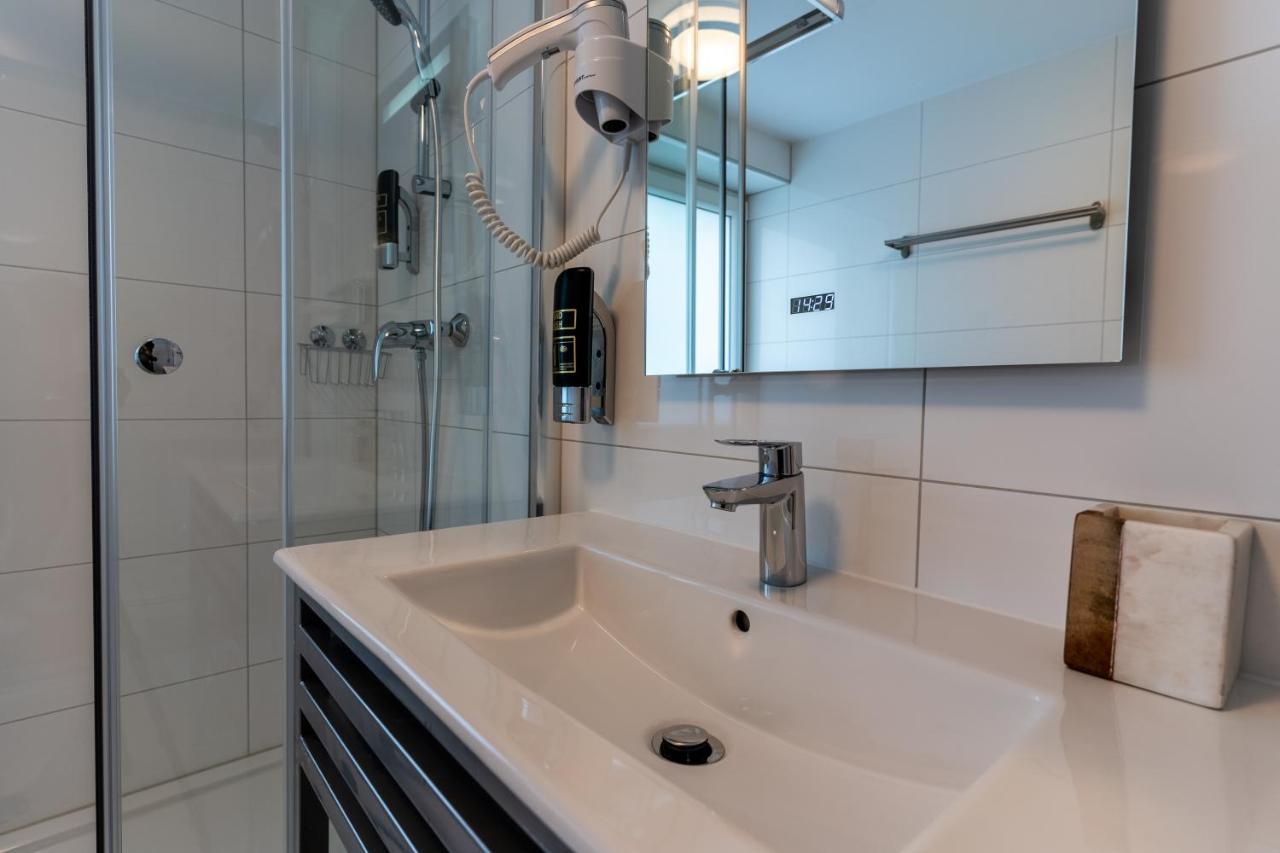 Hotel Myrsini Kirchentellinsfurt エクステリア 写真