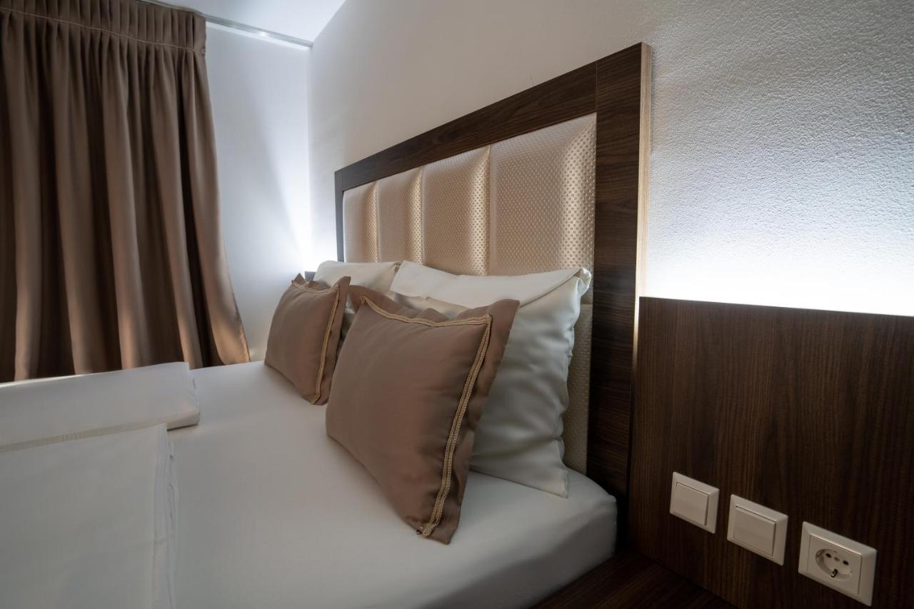 Hotel Myrsini Kirchentellinsfurt エクステリア 写真