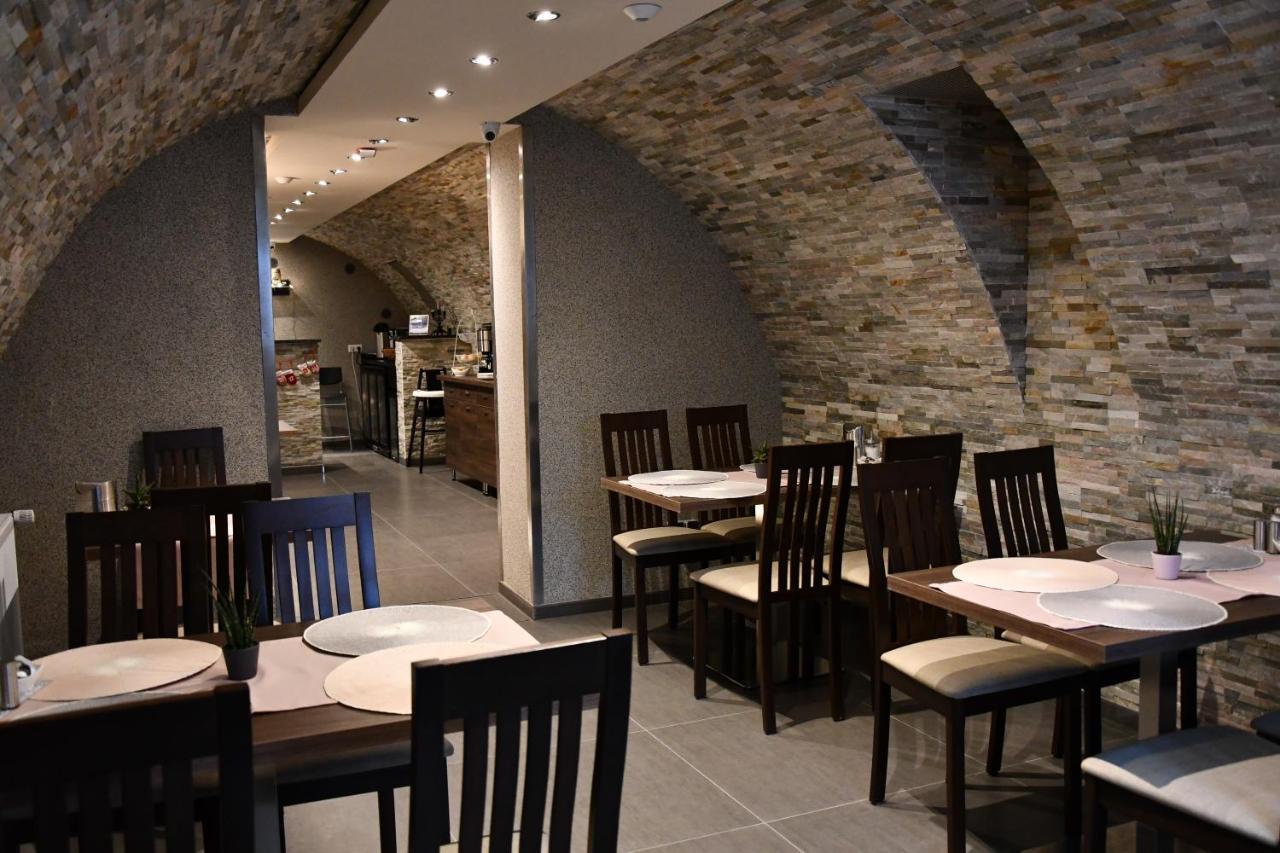 Hotel Myrsini Kirchentellinsfurt エクステリア 写真